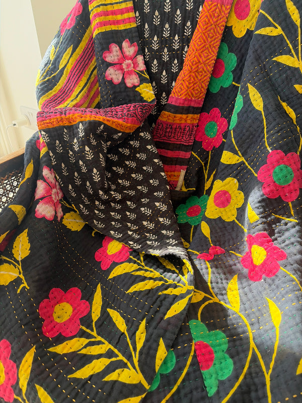 THROWS – Jeanette Farrier