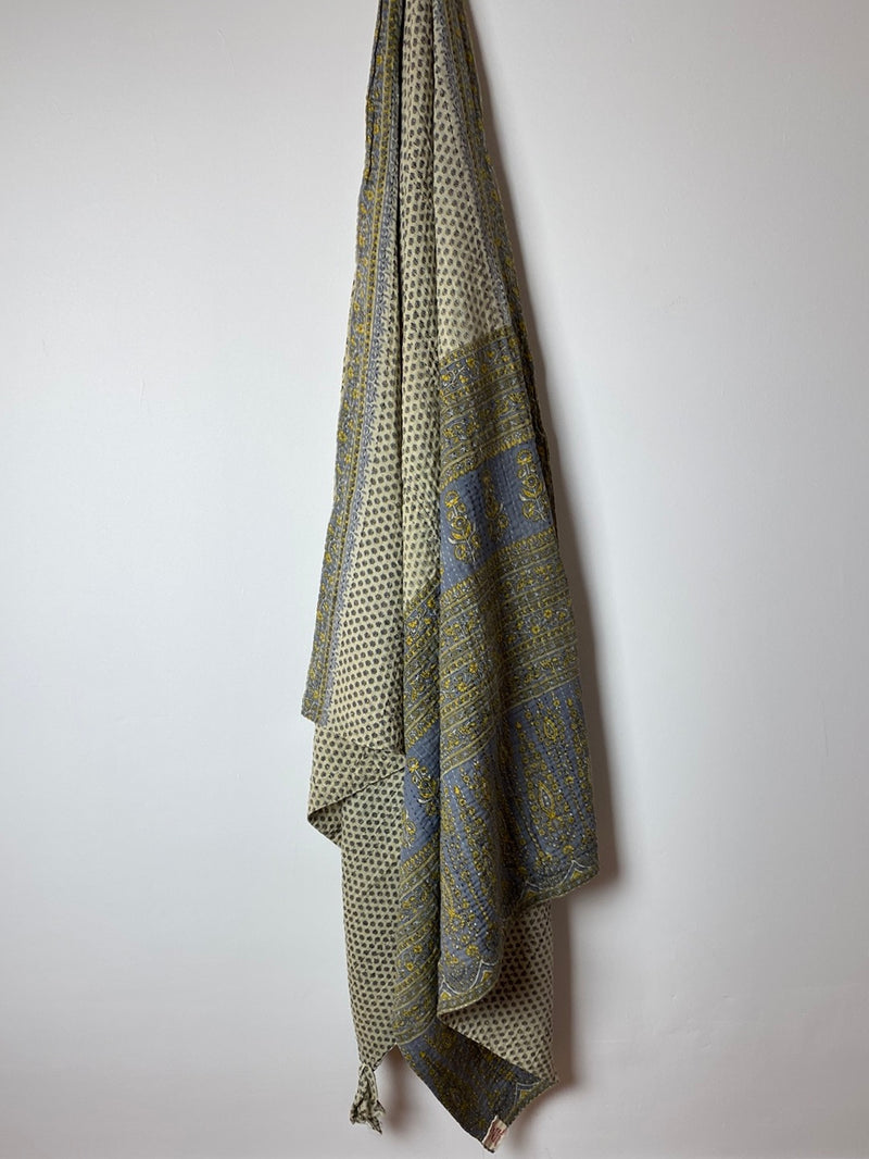 Kantha shawl 17